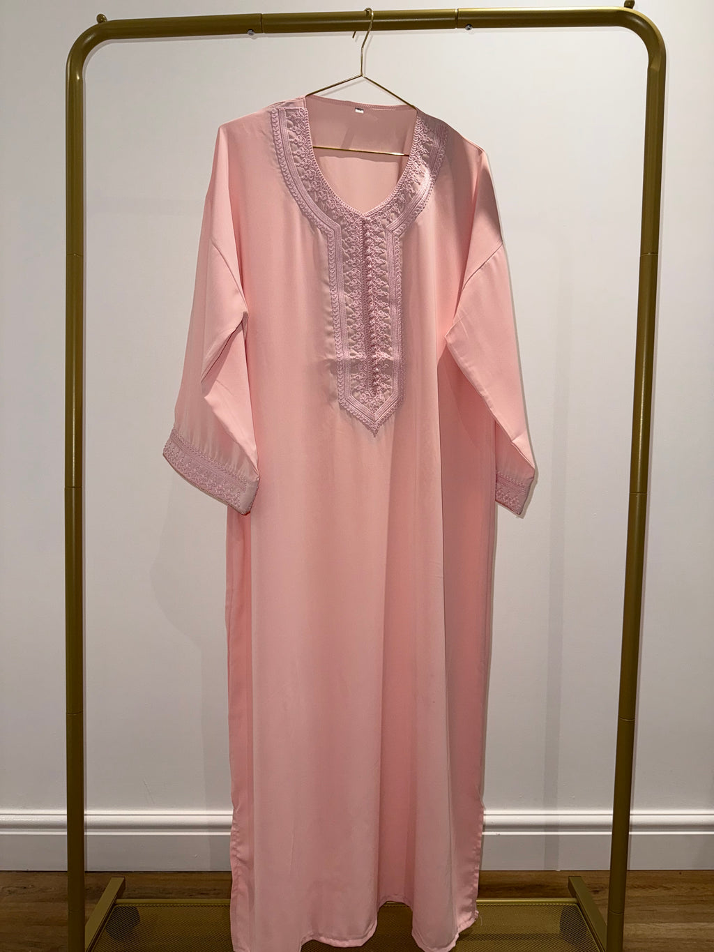 Pink kaftan